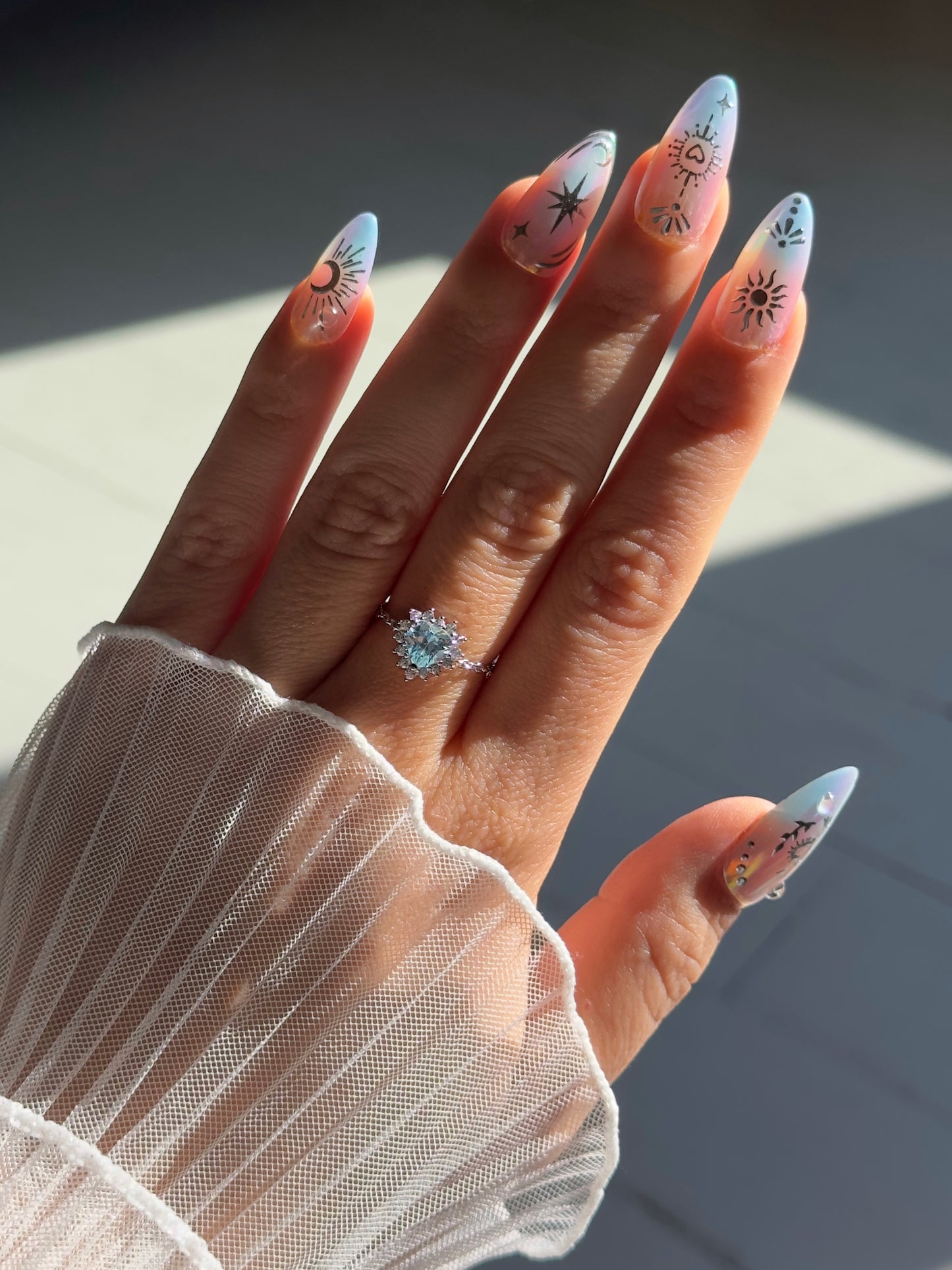 LIMITED EDITION Queen of Hearts Chain Ring- Blue