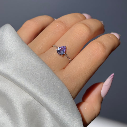 Light Amethyst Self-Love Chain Ring- Dainty