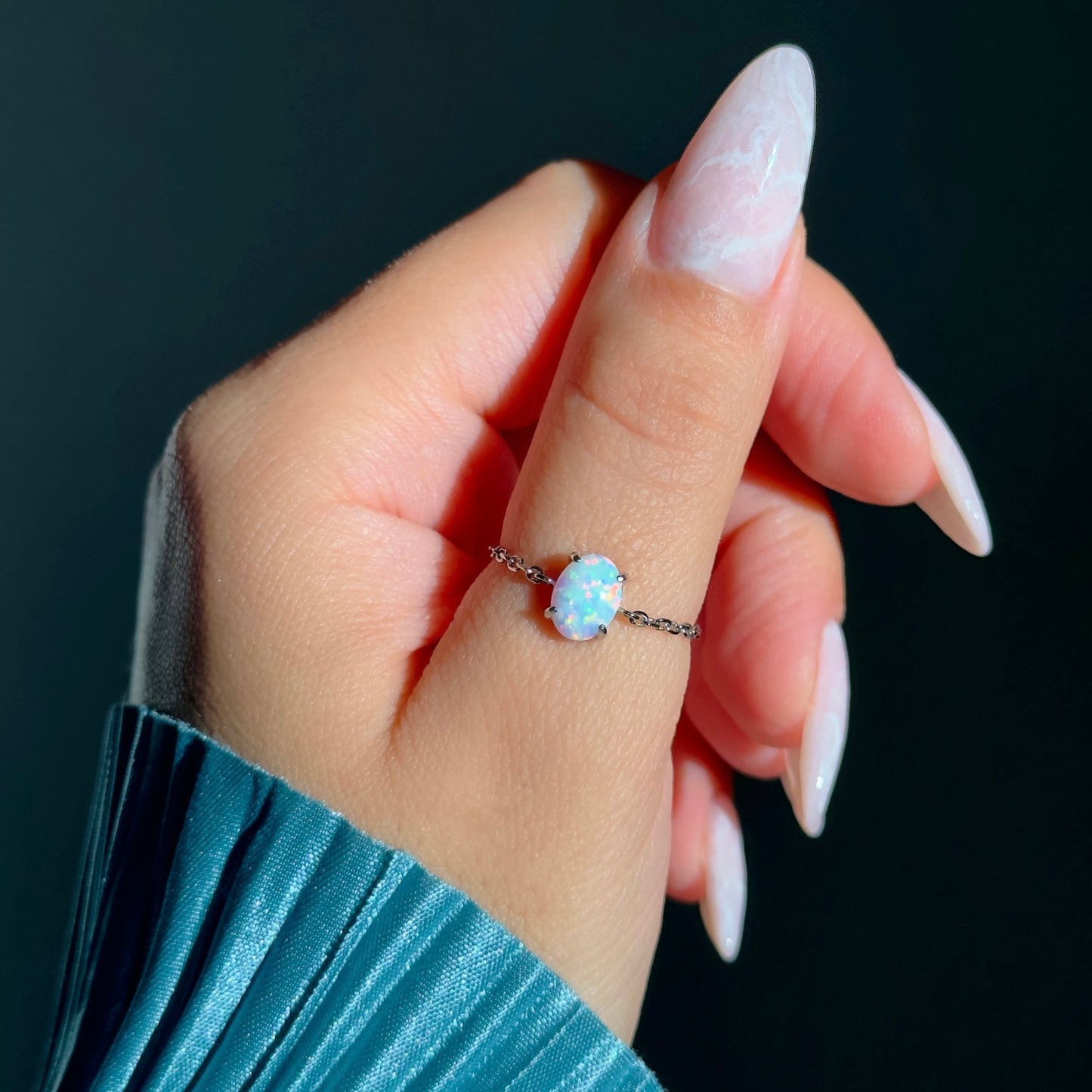 ¡NUEVO! Anillo ajustable de ópalo Self-Love